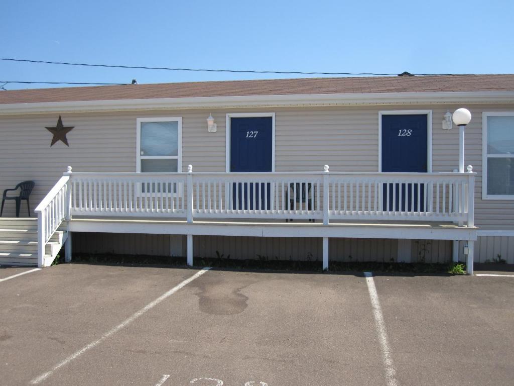 Gaudet Motel Shediac Exterior photo